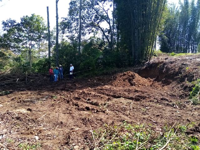 Recorrido y trabajo de campo con la comunidad